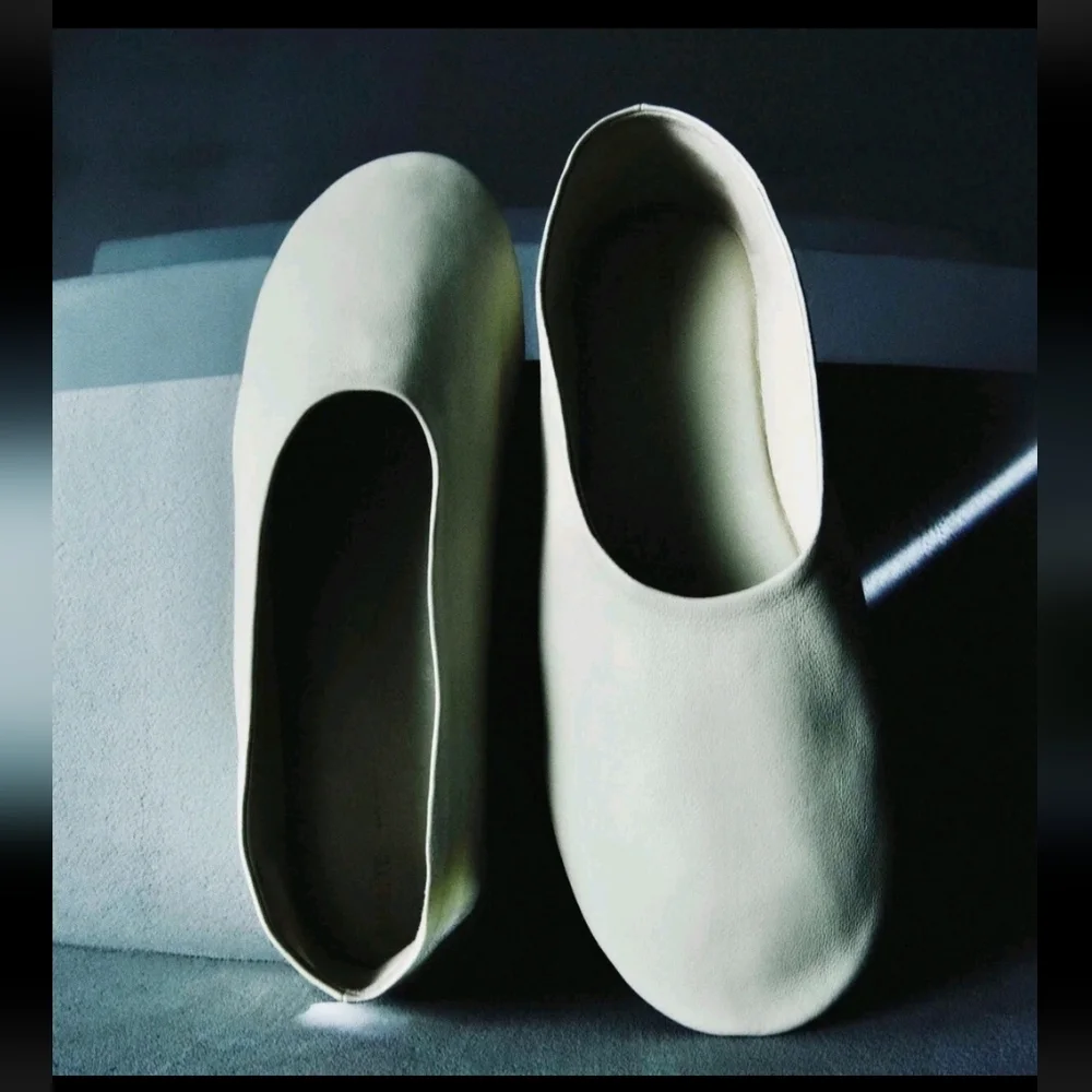 Khaite Marcy Flats Cream 37.5 Women's - Picture 4 of 11